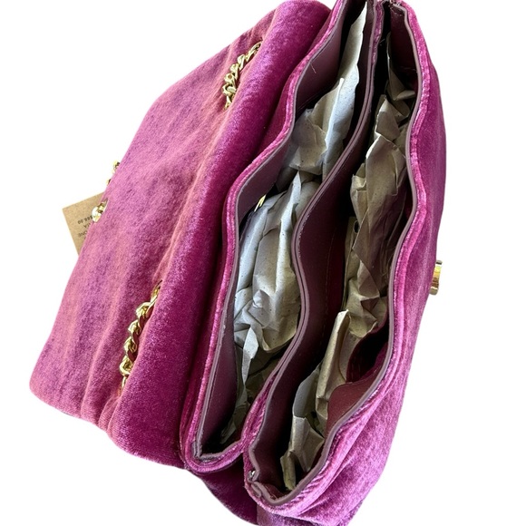 Steve Madden Rich Fuchsia Velvet Lock Shoulder Bag with Chain strap NWT - Picture 11 of 16